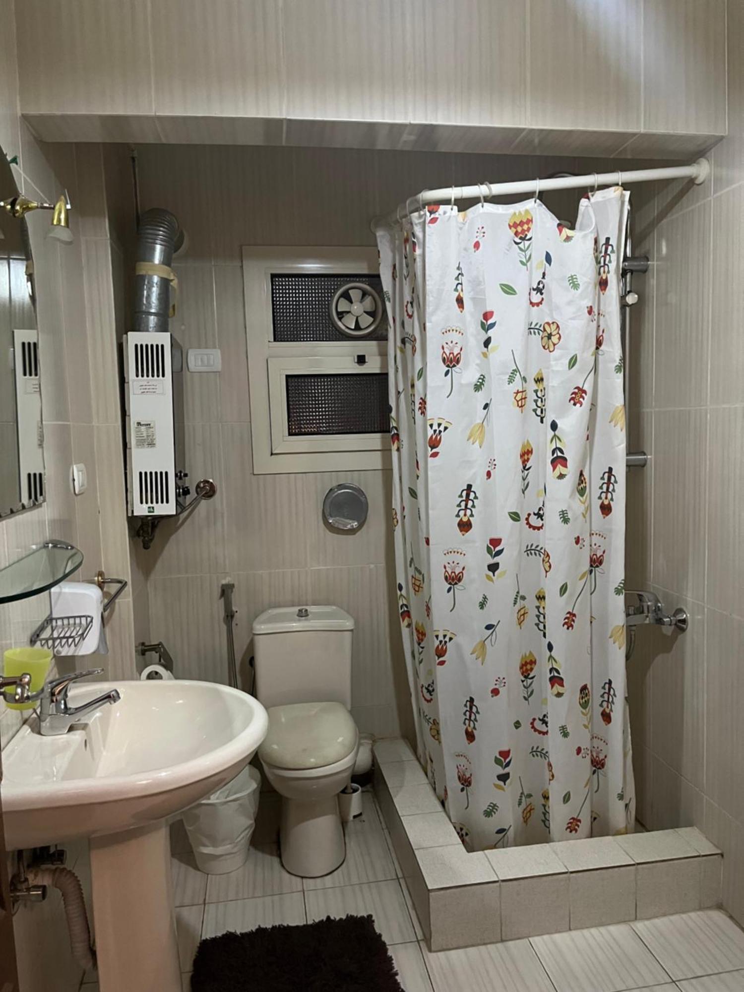 Apartment Chelay *